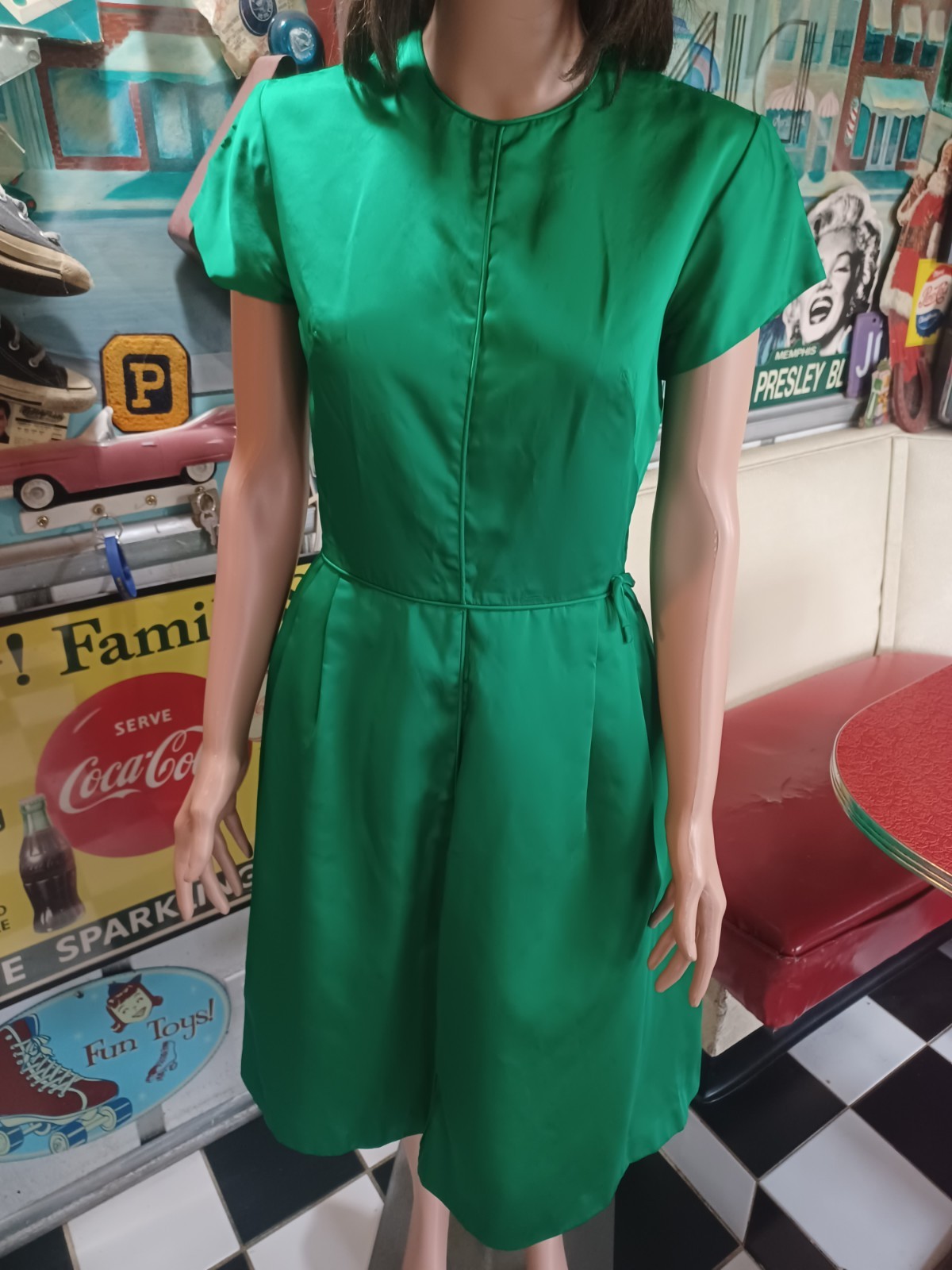 VTG Mid-century 40s 50s 60s Emerald Green Satin Cocktail Party Dress M Crinoline