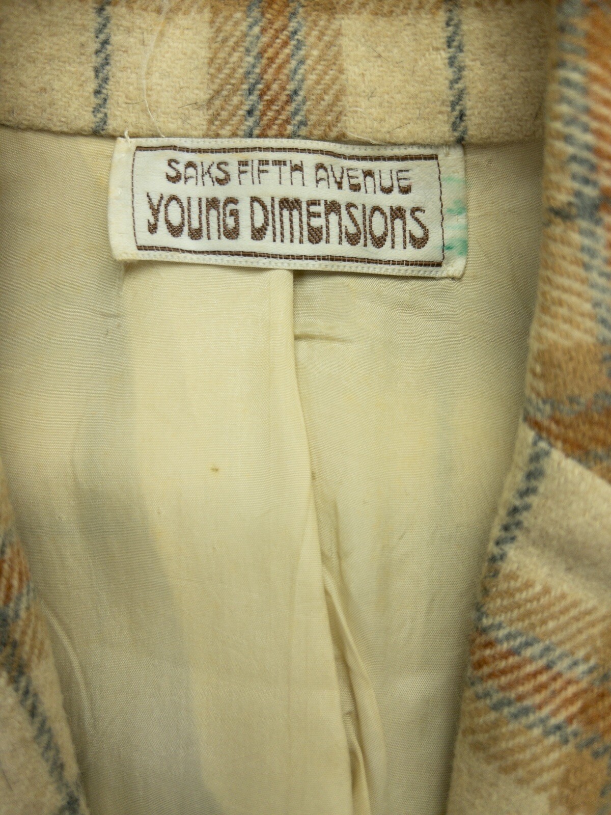 Sax Fifth Ave Yong Dimensions plaid jacket 2 button see details VINTAGE
