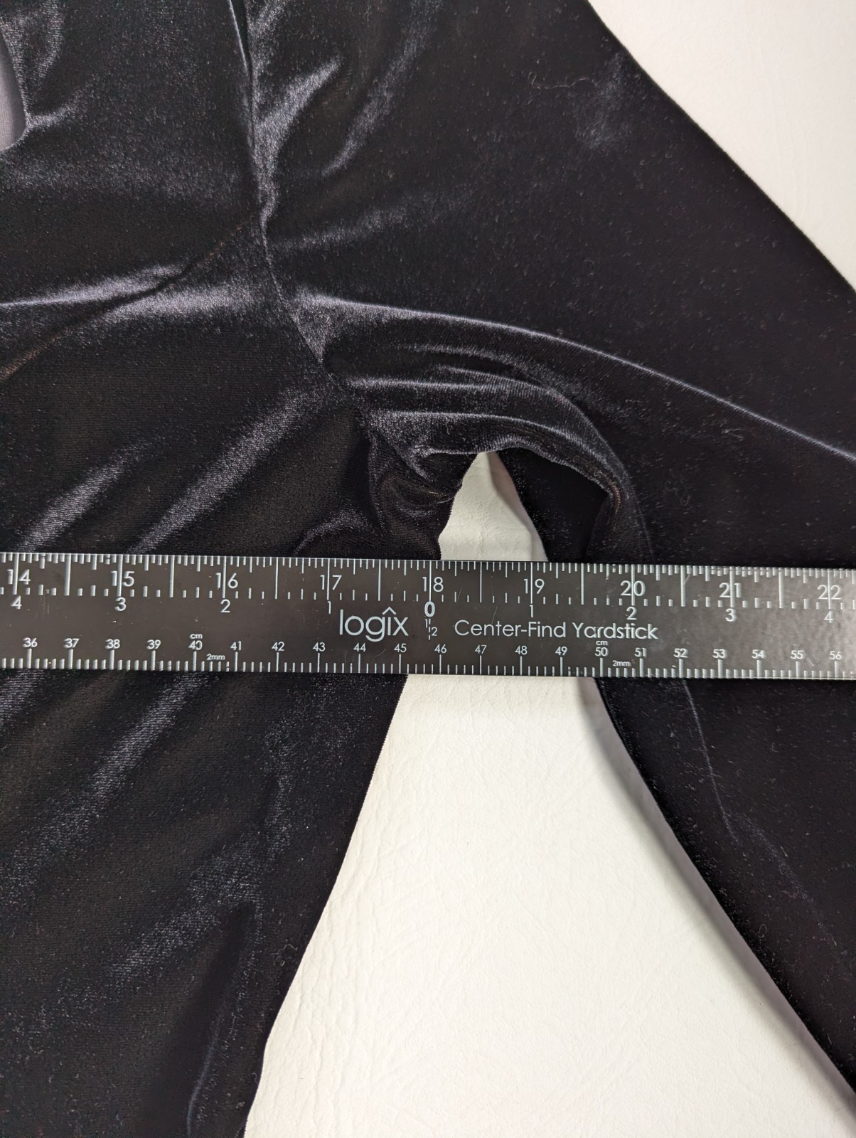 Vintage 90’s Niki Livas Black Velvet Dress Sweetheart Neckline Size 4-6