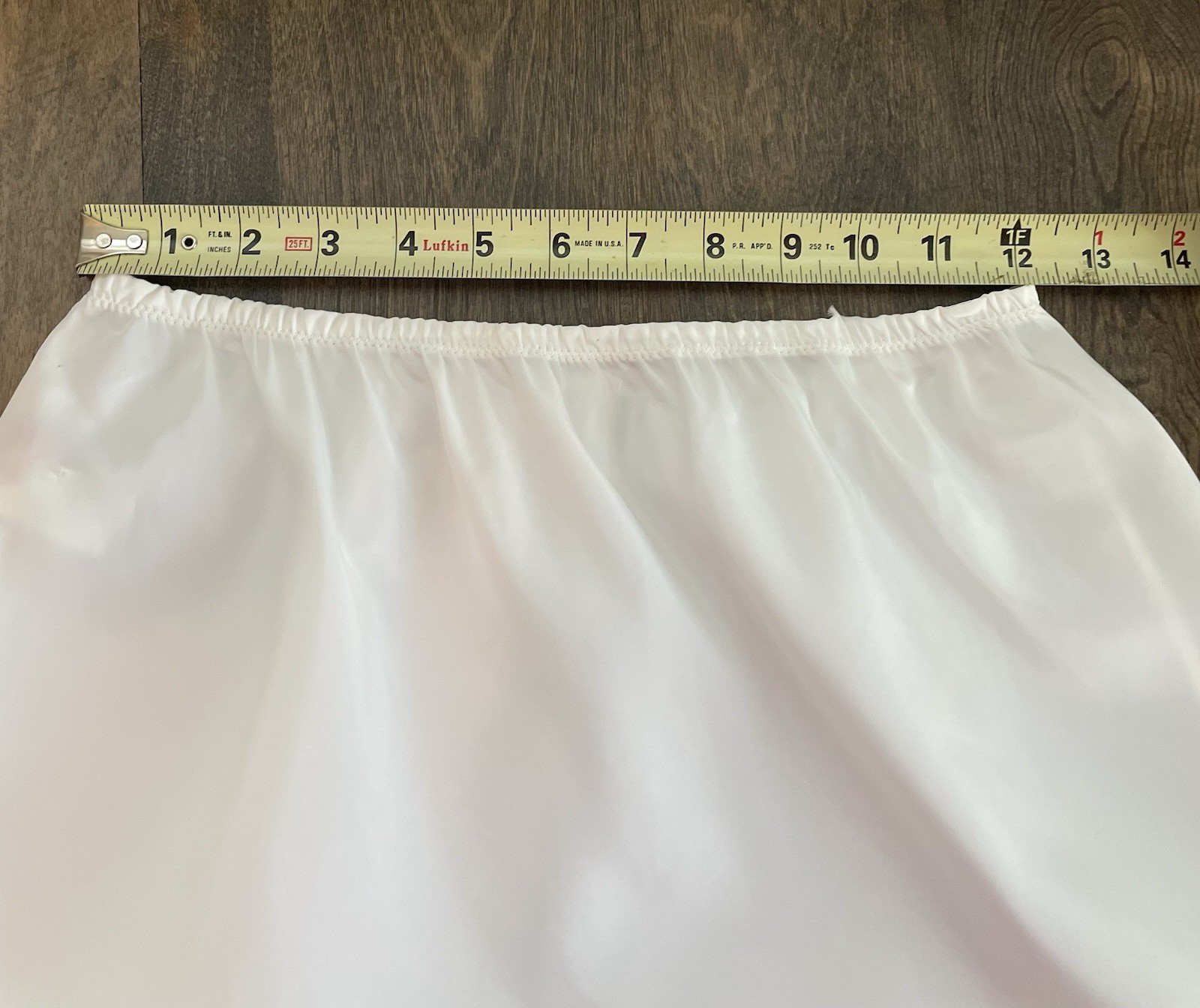 Vintage 1970’s Chevette Long Slip White Hand Embroidery Floral Women Large Flaw