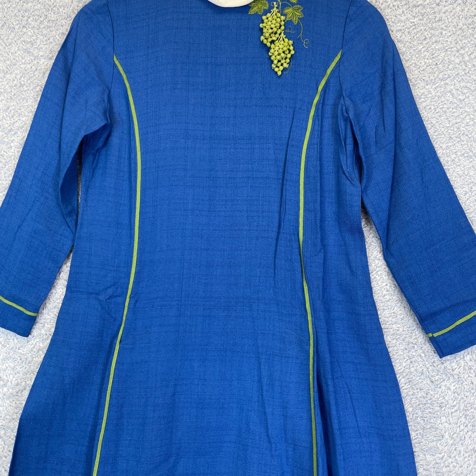 Vintage 1960s Ruth of Carolina Cobalt Mod Dress Embroidered Grapes A-Line XS