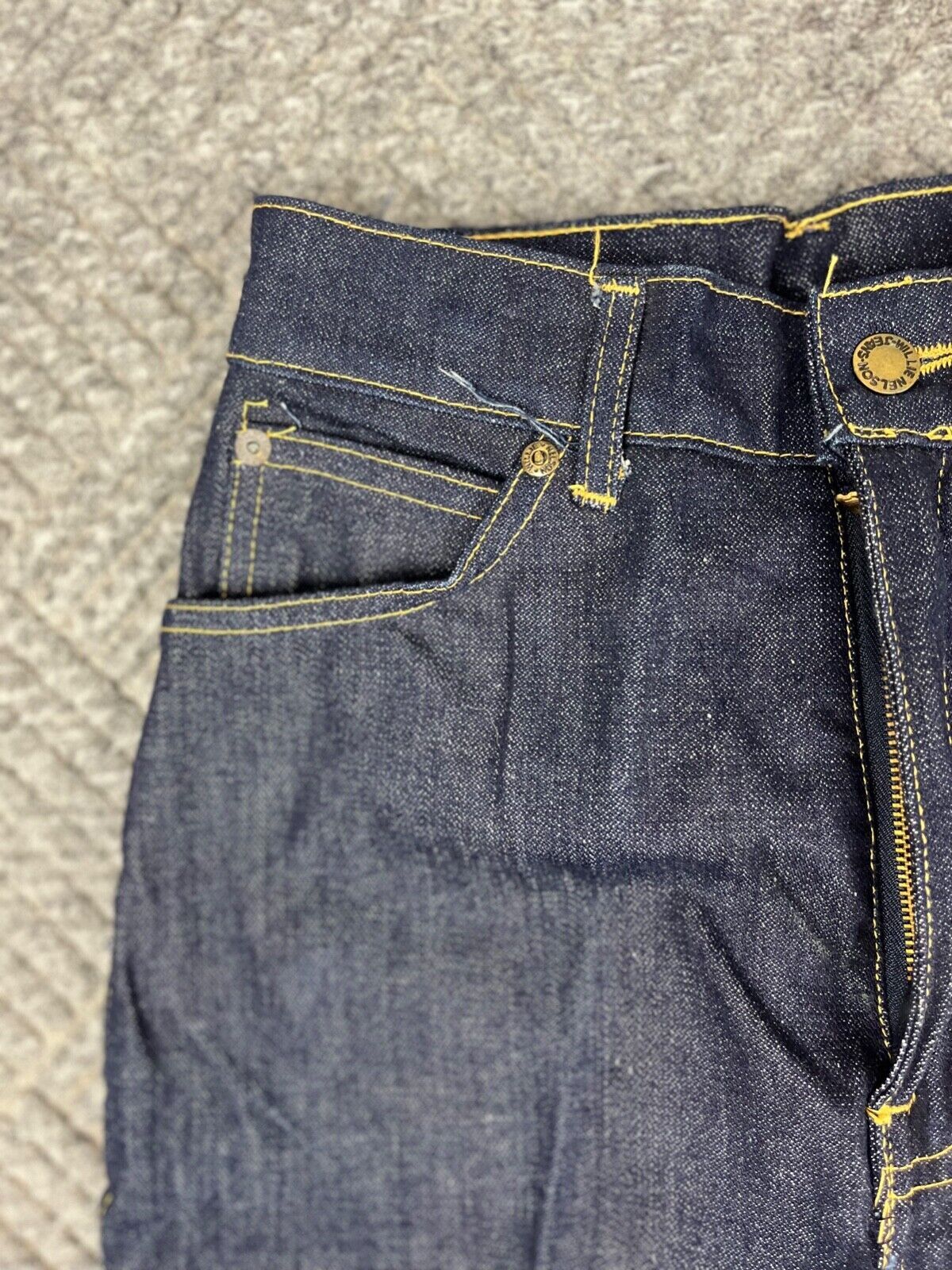 Vintage 80s WILLIE NELSON Denim Jeans Adult 26×35 Blue Dark Wash Embroidered NOS