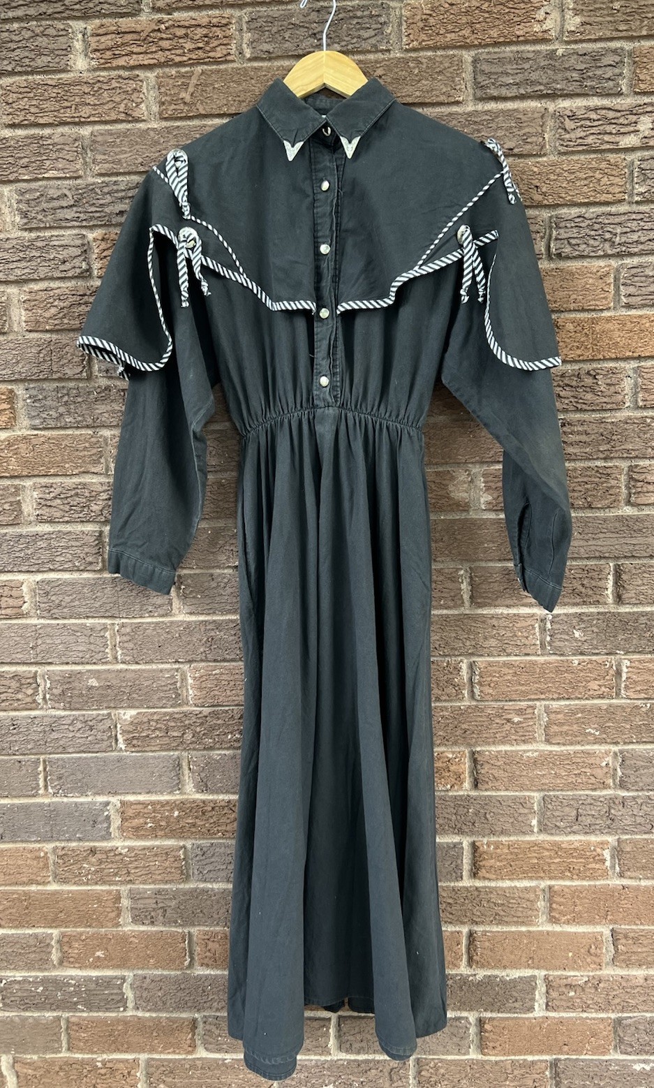 Vintage 70s Goth Western Prairie Midi Dress Black Ruffle Yoke Cottagecore Small
