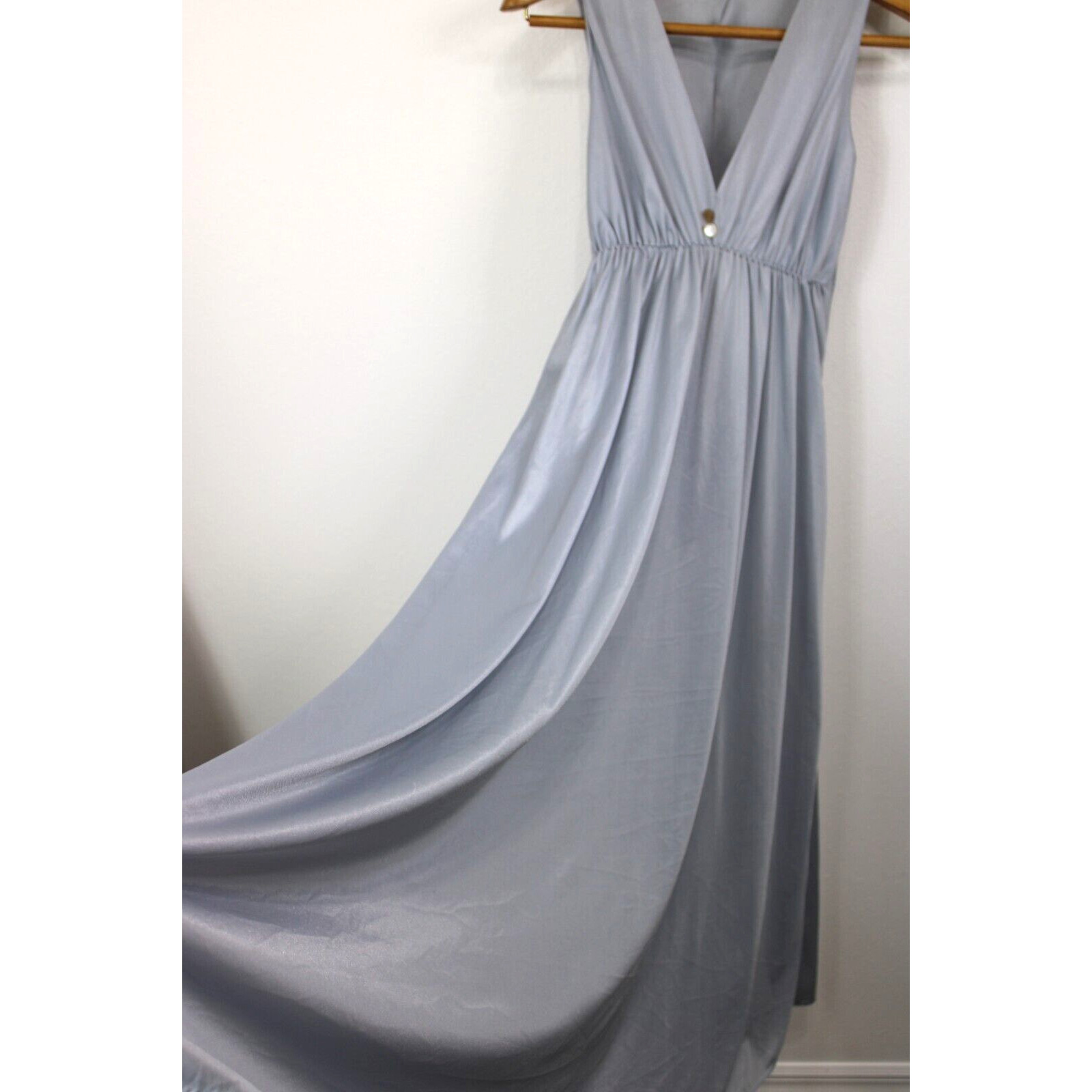 Nightgown Size S Vintage 70’s Silver Gray Satin Silky Long Full Flowy Women’s