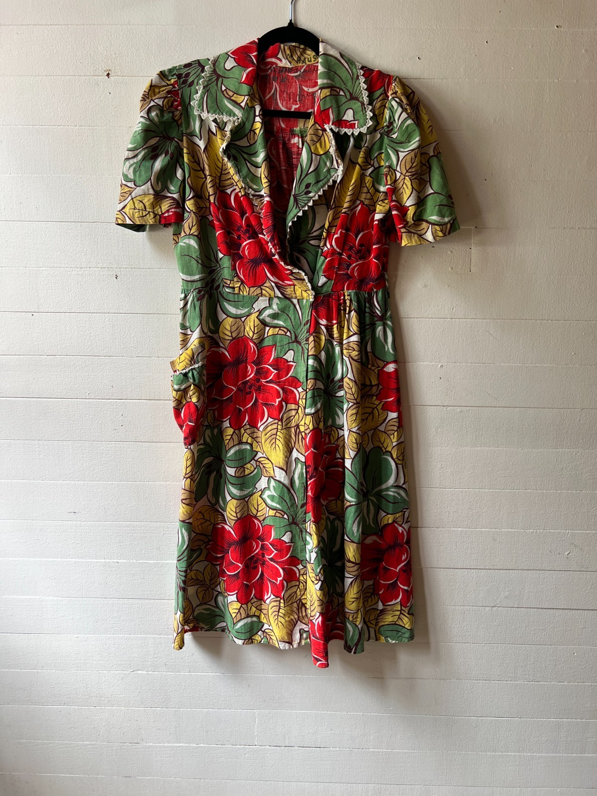 Vintage 1950s Floral Print Dress – 42x32x42 – AR FL
