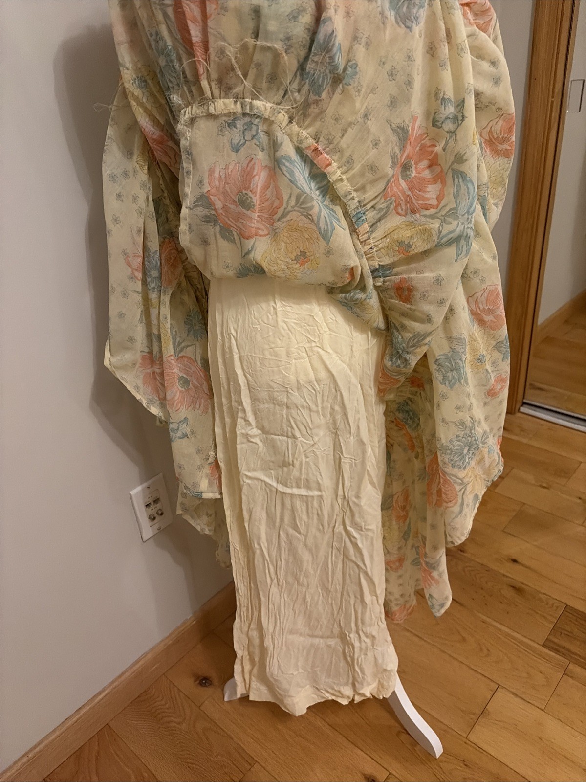 Vintage 70s Long Maxi Prairie Dress Renaissance Cottagecore Fairy Yellow SMALL