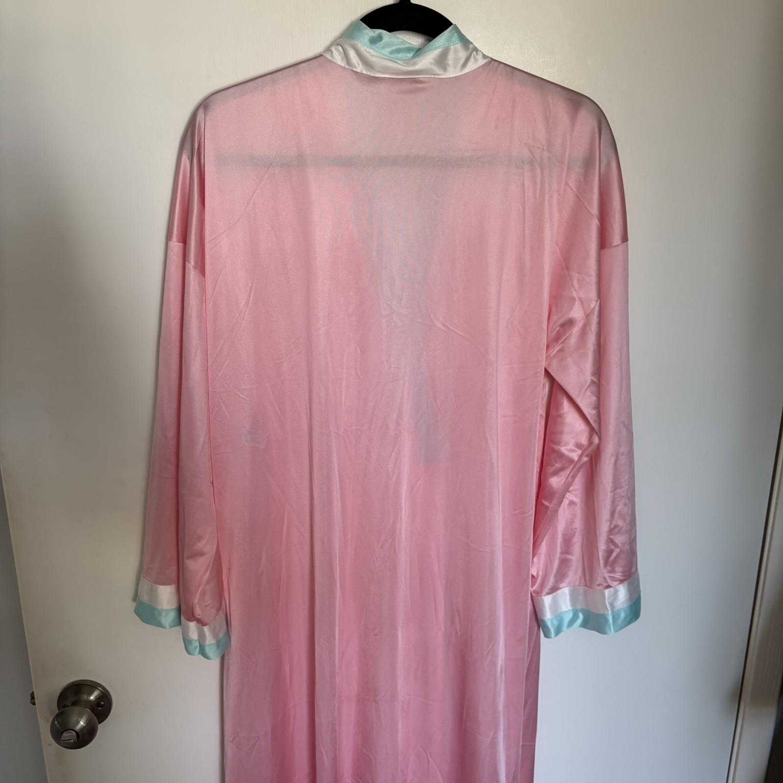 Vanity Fair Robe M Cottage Core Romantic Feminine VTG 70s