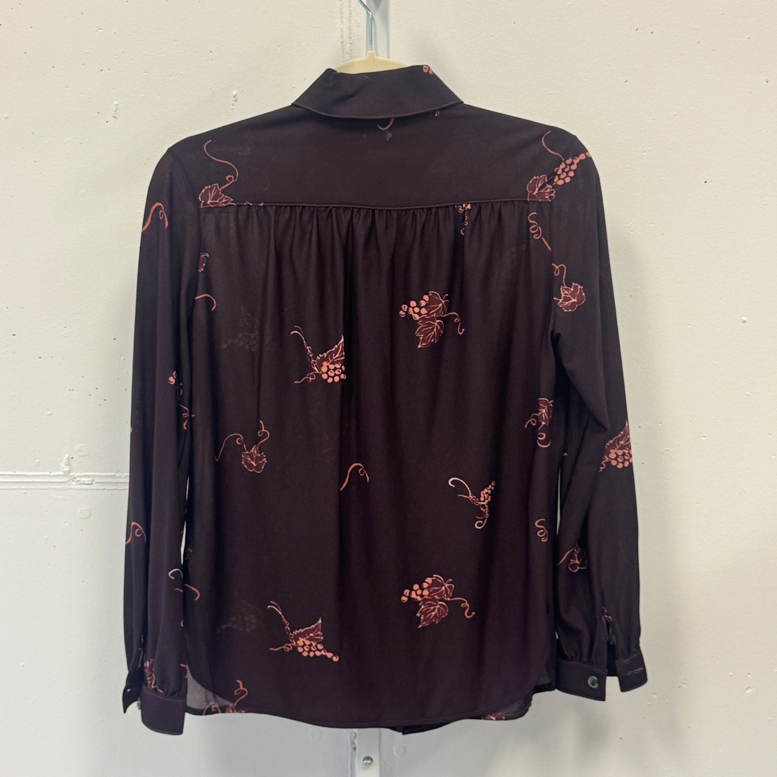 Vintage Tami Sportswear Grape Vine Print Blouse Purple Button Up Small