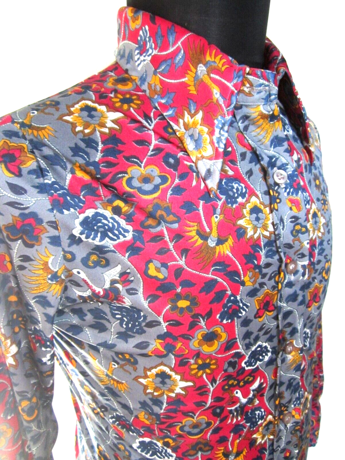 70s Disco vintage dagger point collar top blouse Polyester button up fitted Sz S