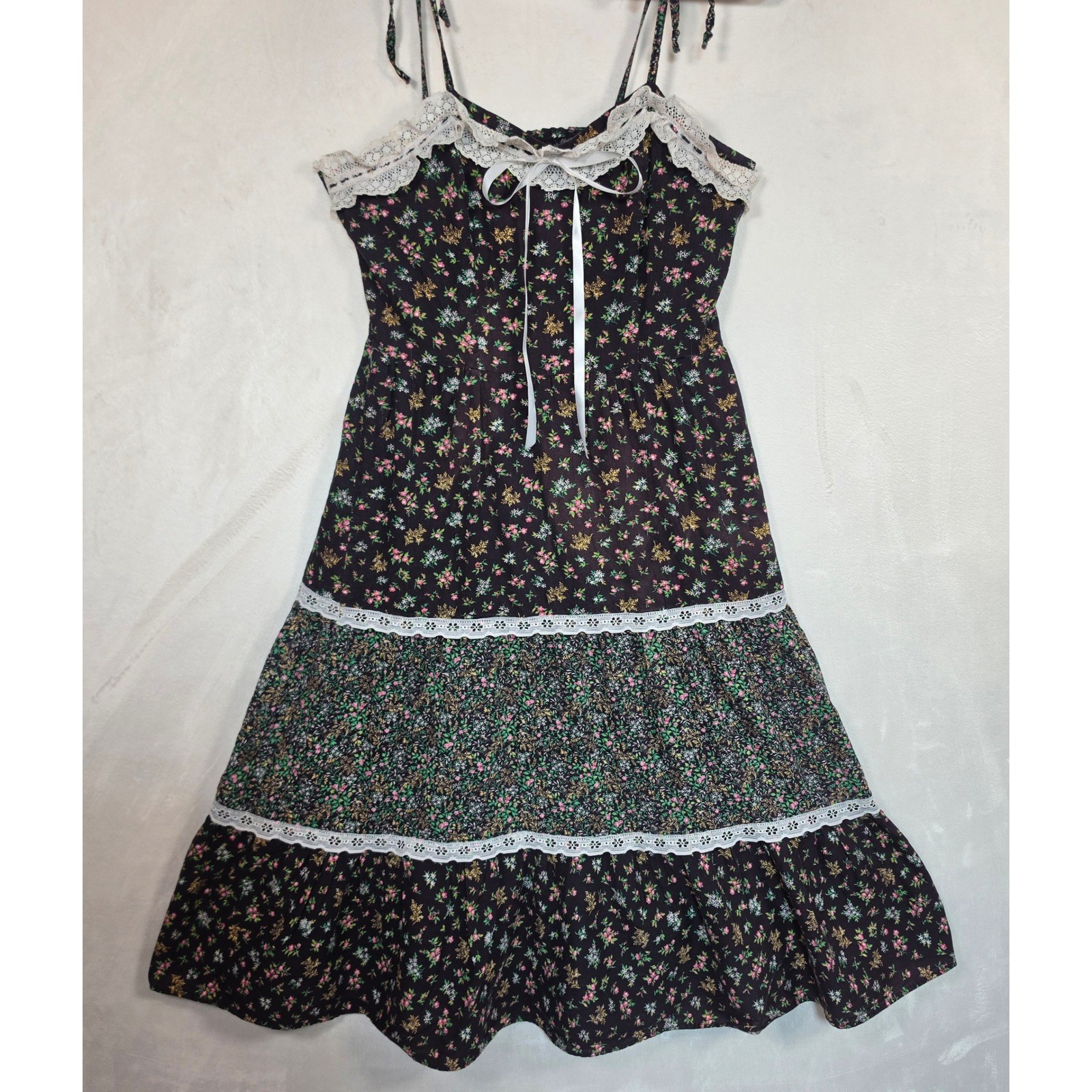 Vintage Newport Fashions Dress Women’s 5 Ditsy Floral Lace Cottagecore Prairie