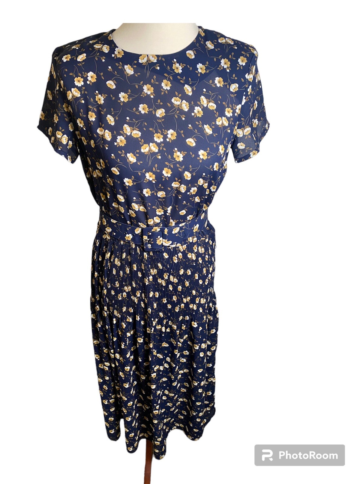 Vintage 80s Floral Navy Dress With Gold And White Flowers And Matching Belt.