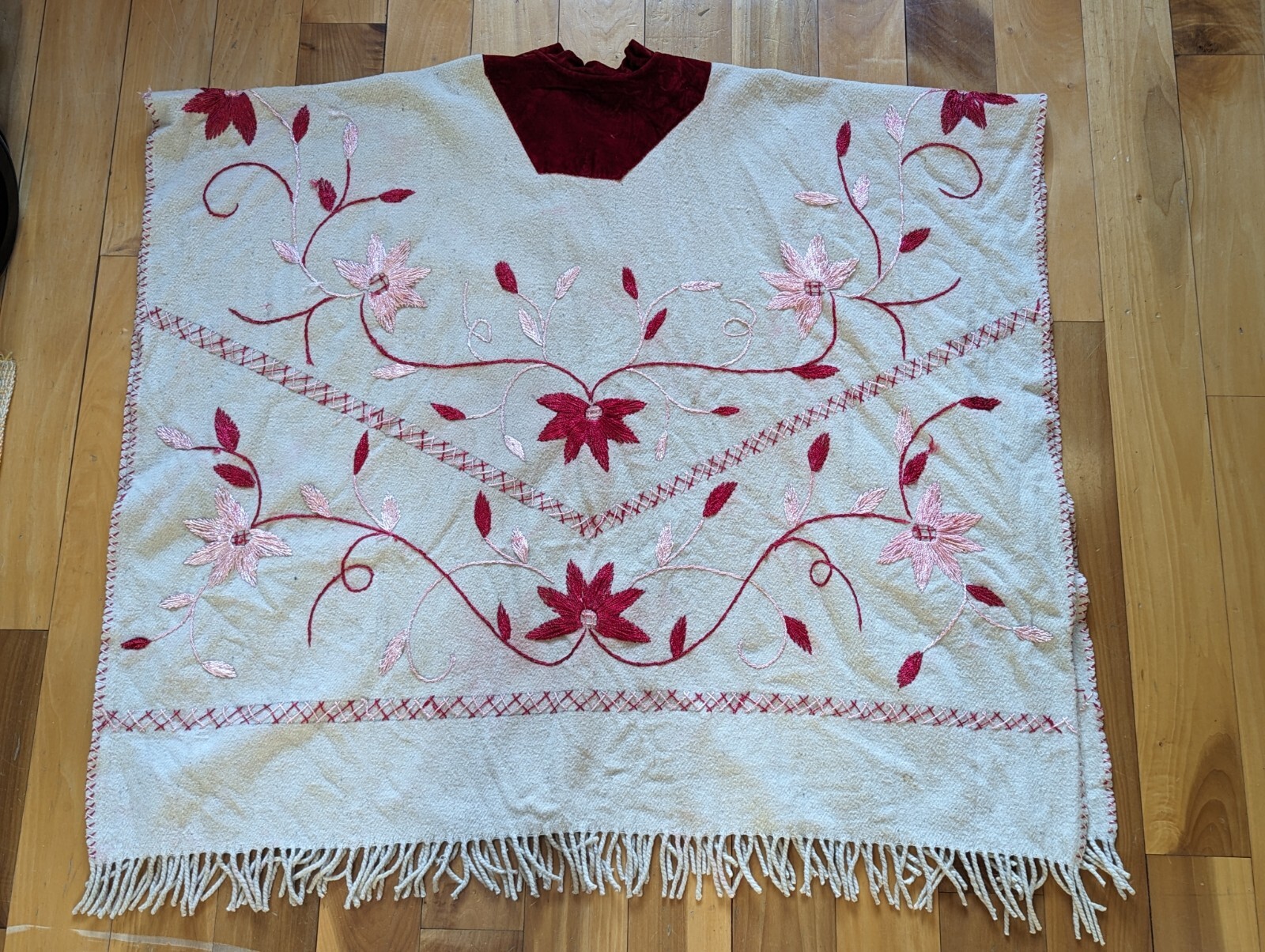 VTG Boho Chic Hippie Unbleached Wool Red Velvet Embroidered Fringe Poncho OOAK