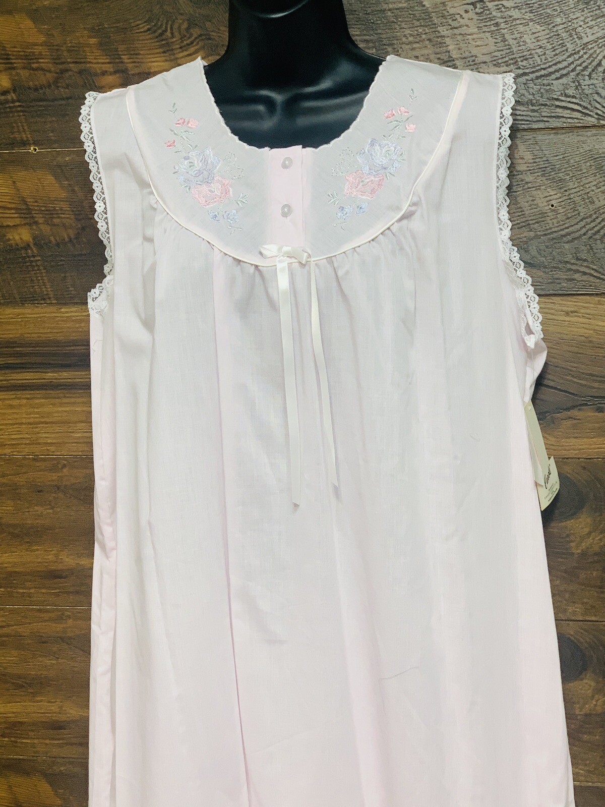 VGT Carole Night Gown Medium Pink Floral CottageCore Grannycore Lightweight USA
