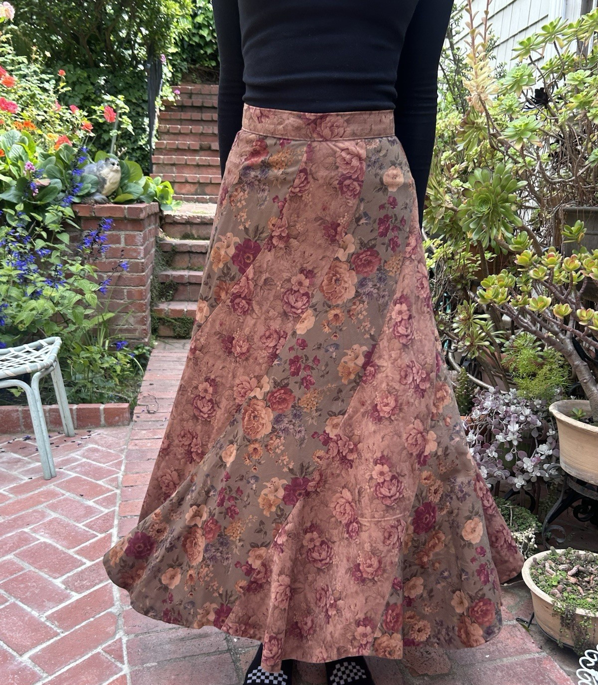 Vintage 70s Handmade S Full Floral UltraSuede velveteen Skirt