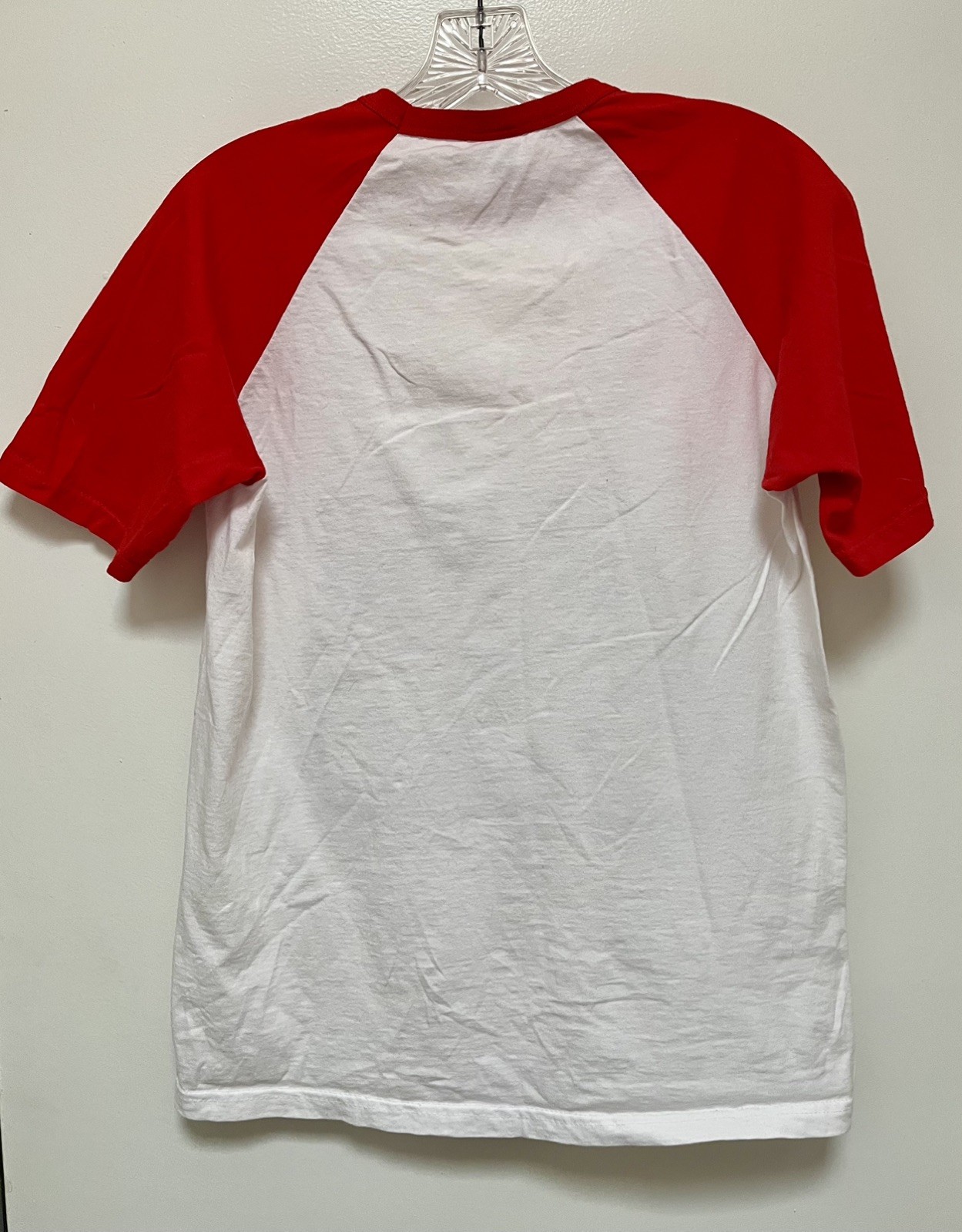 Vintage „Sicily: Work seriously harms health” Graphic Art T-Shirt women med Red