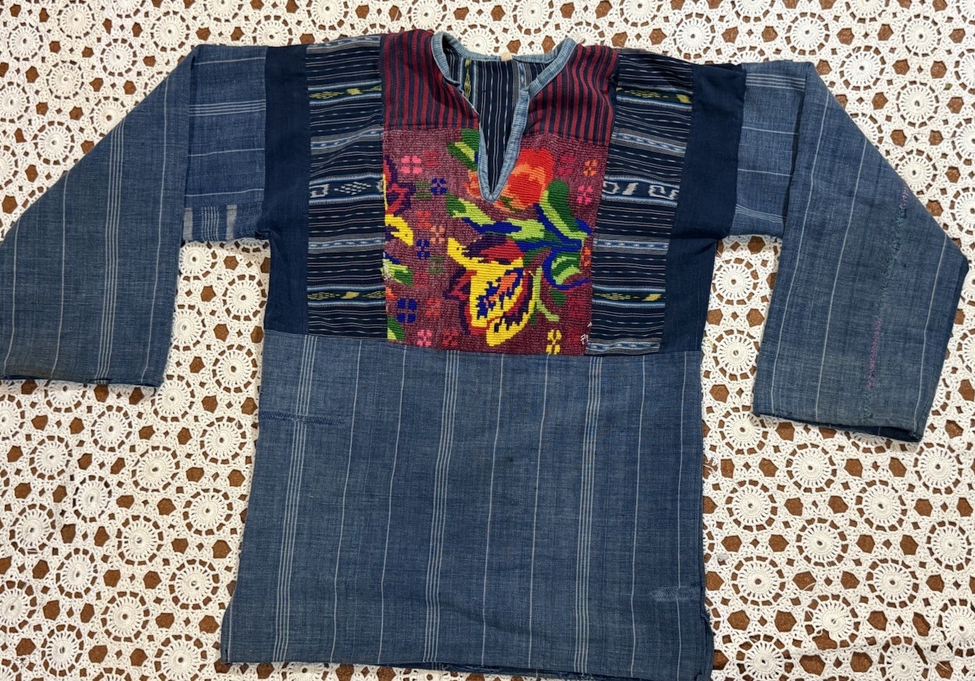 Vintage Striped Denim Needlepoint Embroidery Folk Art Tunic Pullover Boho Hippie