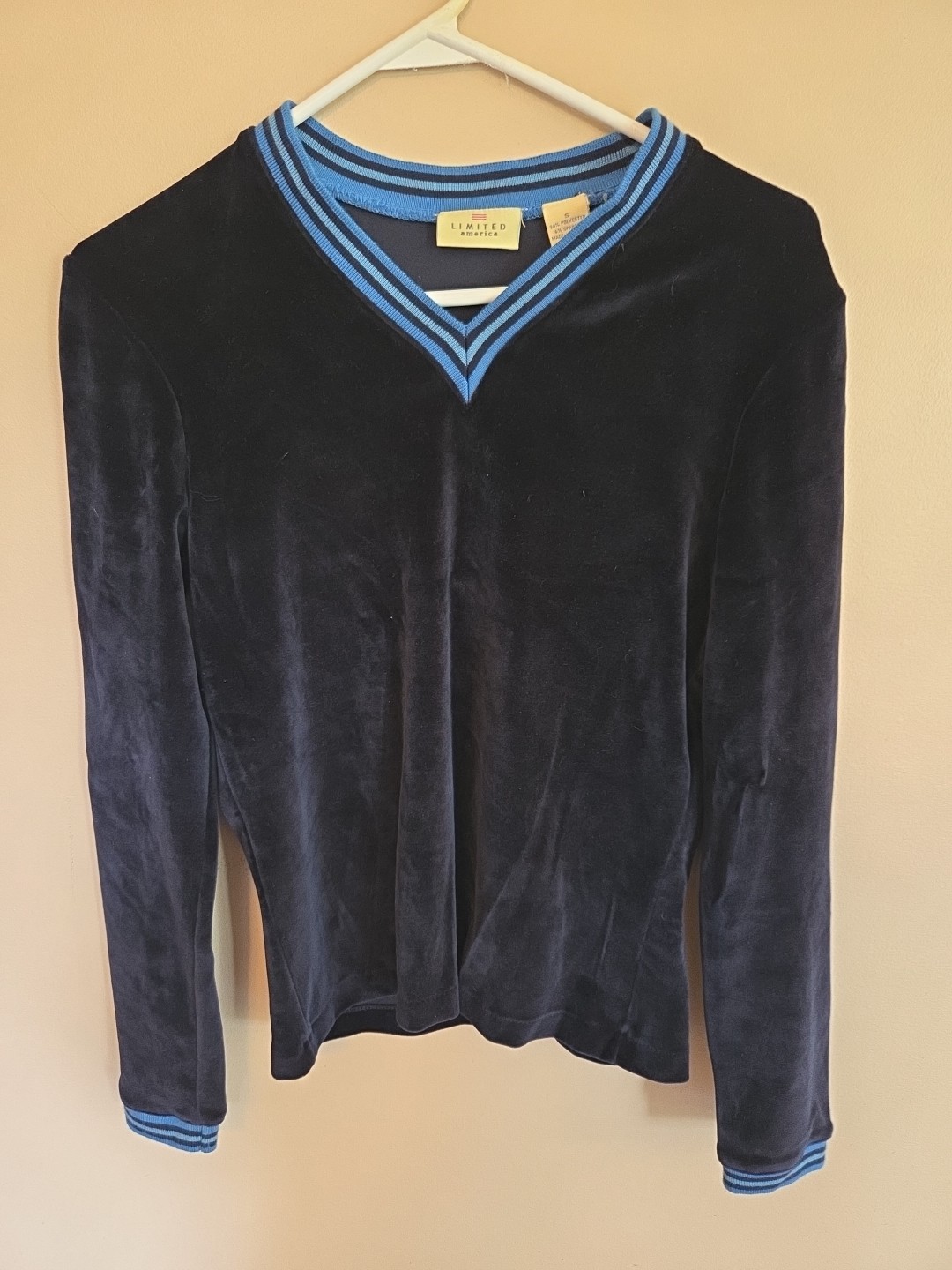 VTG Limited America Navy Blue Velour Hippy Retro V-Neck Pullover Shirt S