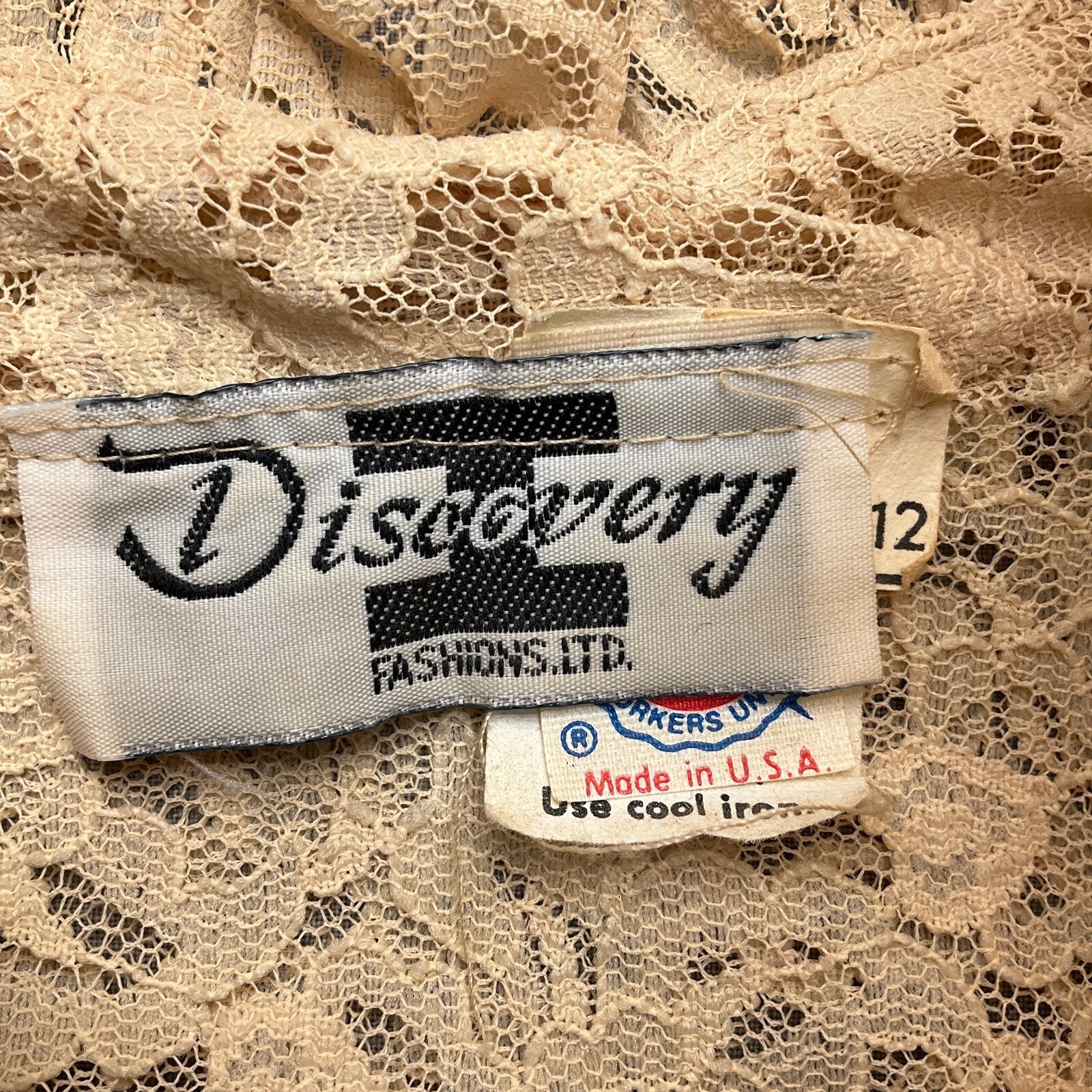 Discovery Fashions Dress Women 12 Gold Beige Lace Teacher Union USA 70s VTG