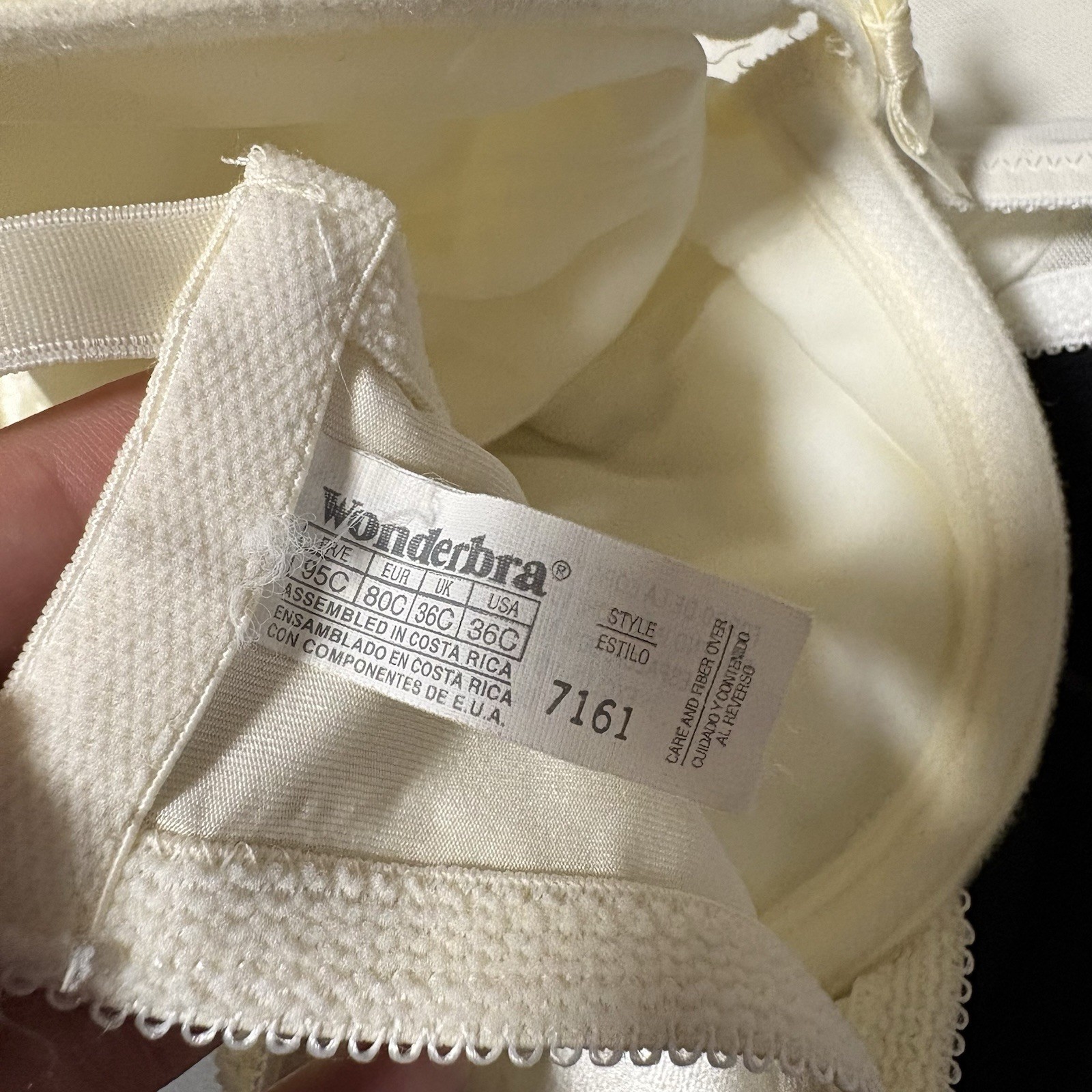 Vintage 90s White Satin Wonderbra Lightly Padded Underwire Bra Size 36C