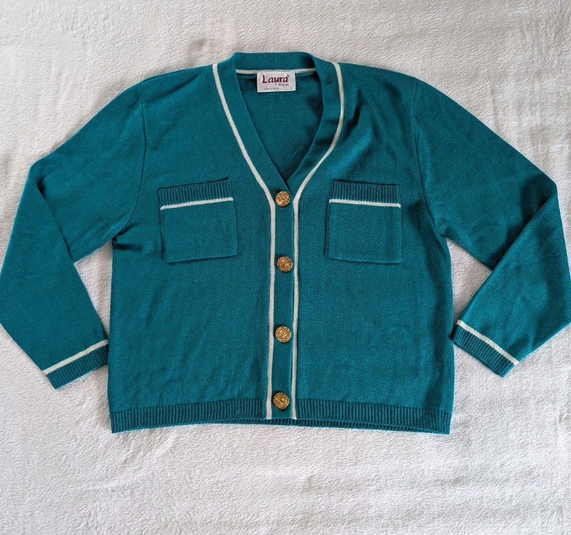 VTG Laura by Alyzia Teal & White V Neck Cardigan Women’s Sz S Made In the USA