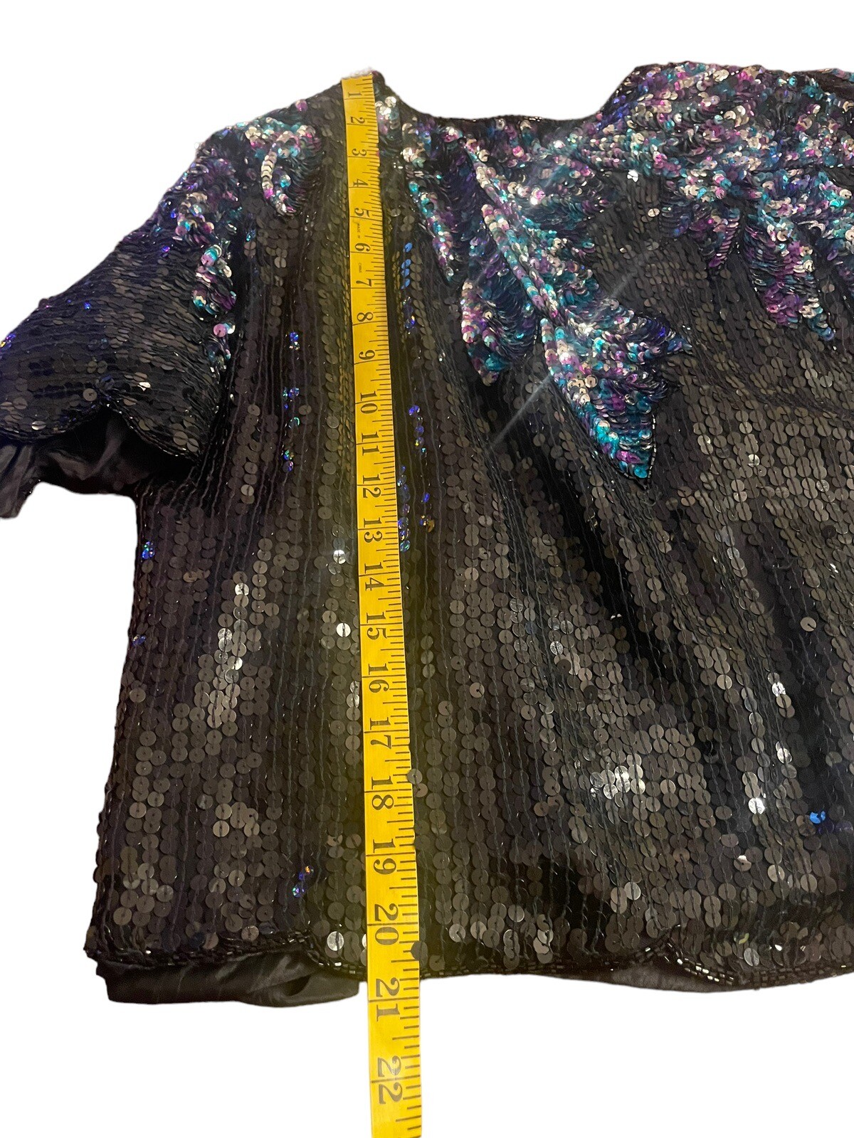 Vintage Petite Illustration Full Sequin Silk Top Black Multi Color Short Sleeve