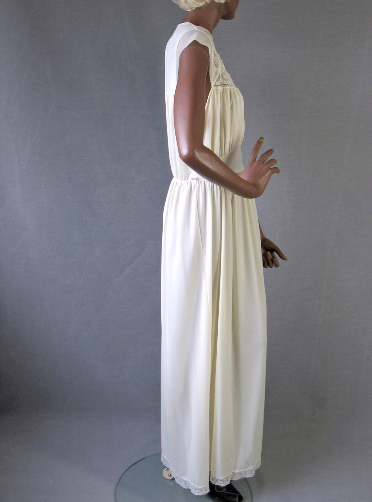 50s Nightgown Vintage Lacy Bodice Chiffon & Nylon Jersey Sweet 60s Gown Large