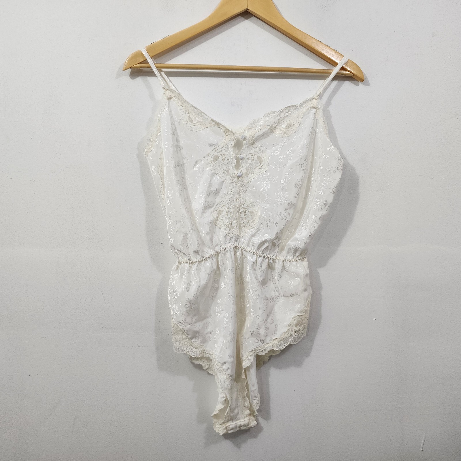 Vintage Barbizon Ivory Satin Nylon Lace Trimmed Teddy Chemise Size Small Petite