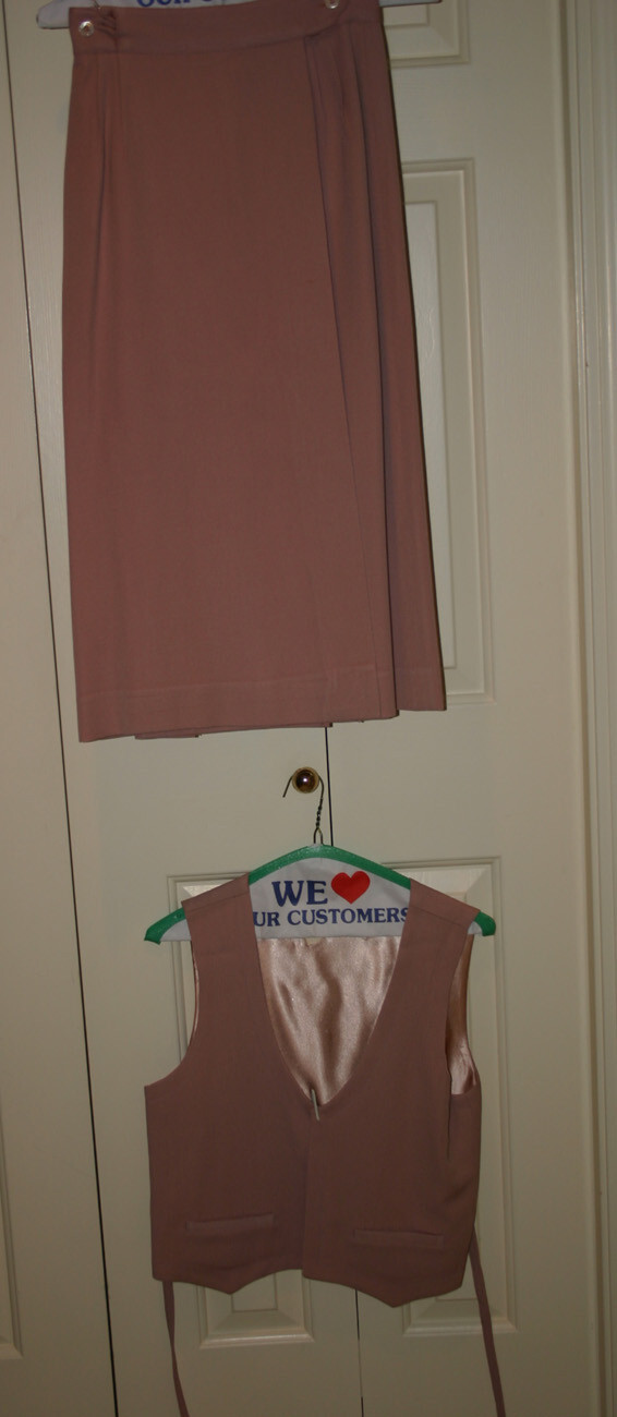 JONAS CARRIE~REDUCED~1970 2 PC DESIGNER SET~ WRAP SKIRT+VEST~PINK WOOL~FREE H