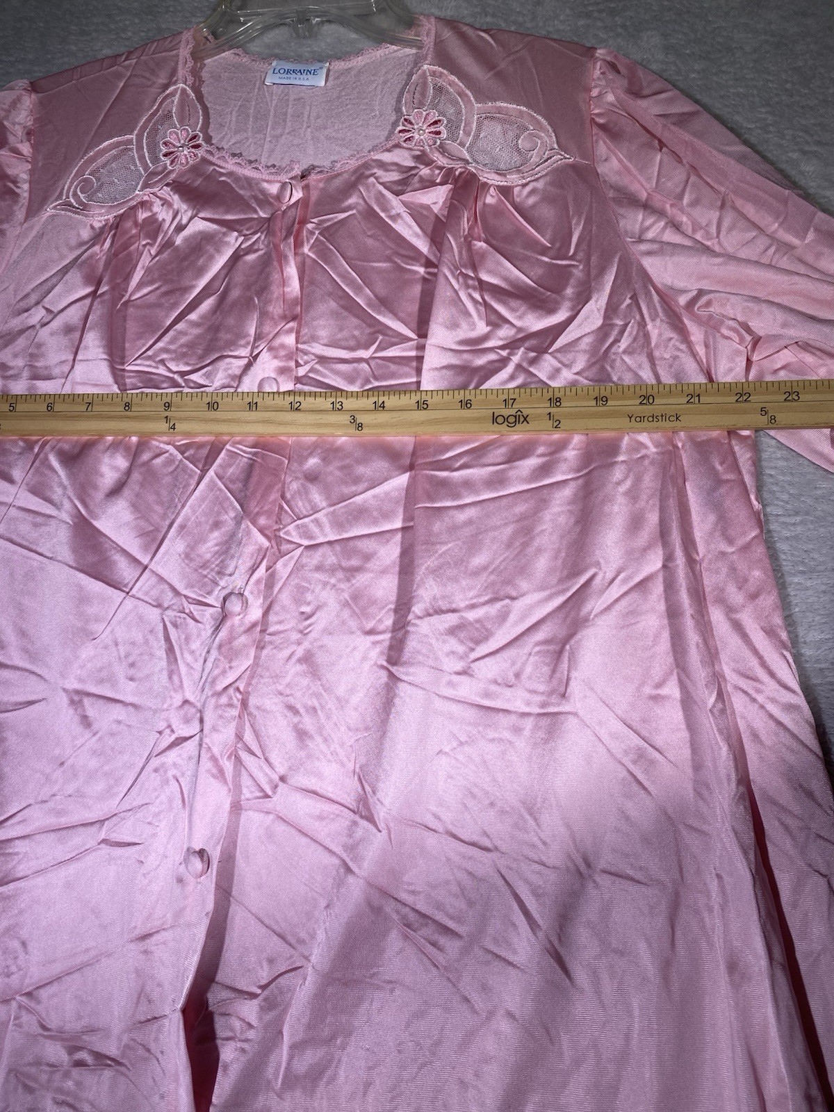 Vintage Lorraine Ice Pink Nylon Housecoat Lace Trim Covered Buttons Size Large