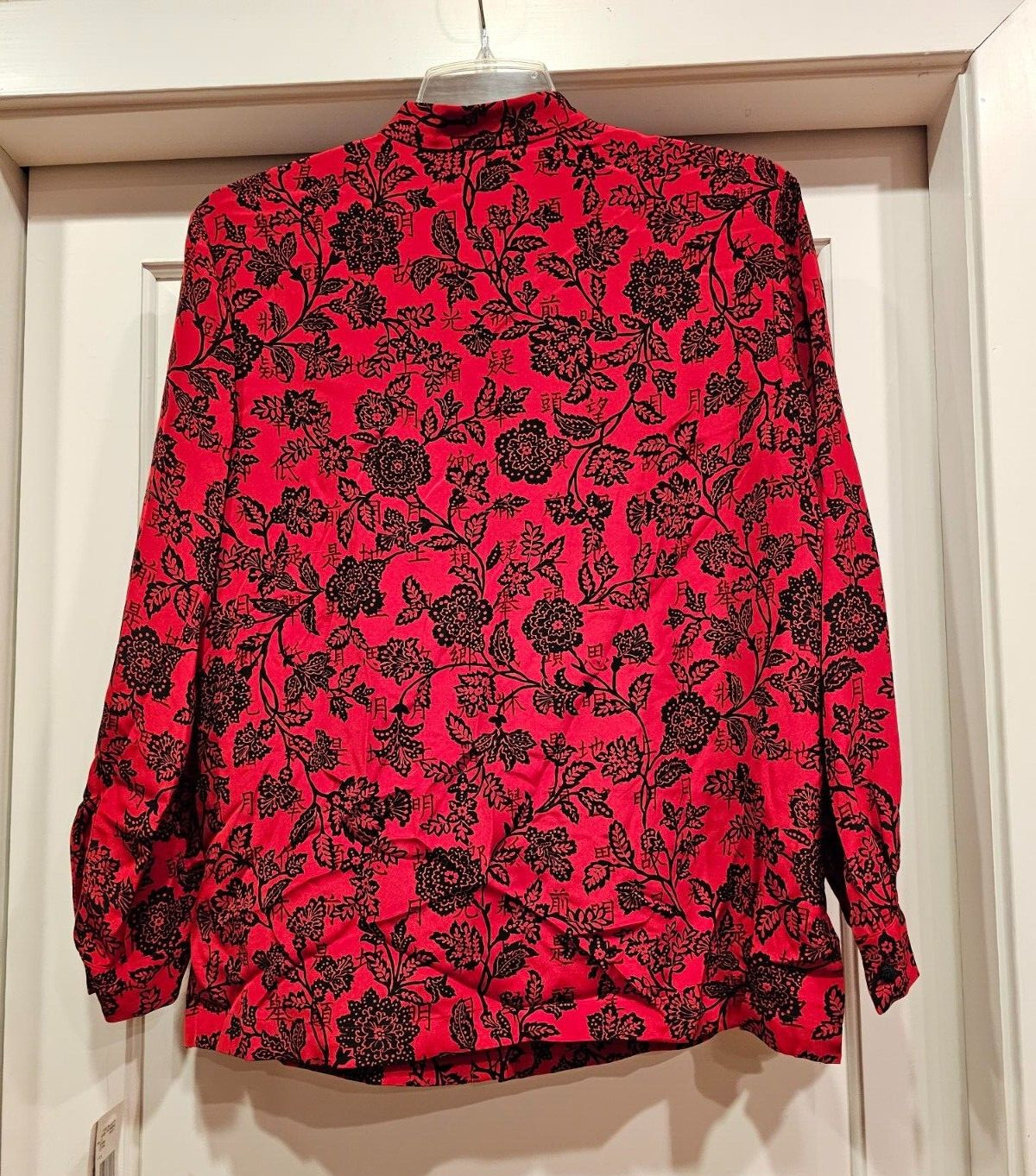 VINTAGE EASY SPIRIT SZ Large Red Asian Themed Floral BLOUSE 100% SILK NWT