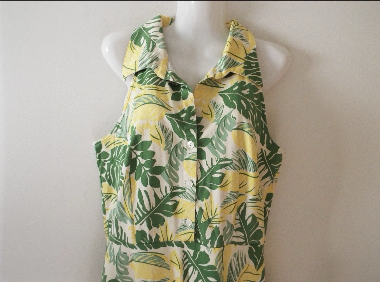 Vintage 1990s Women’s DBY Yellow & Green Leaves Fit & Flare Dress Size 7/8