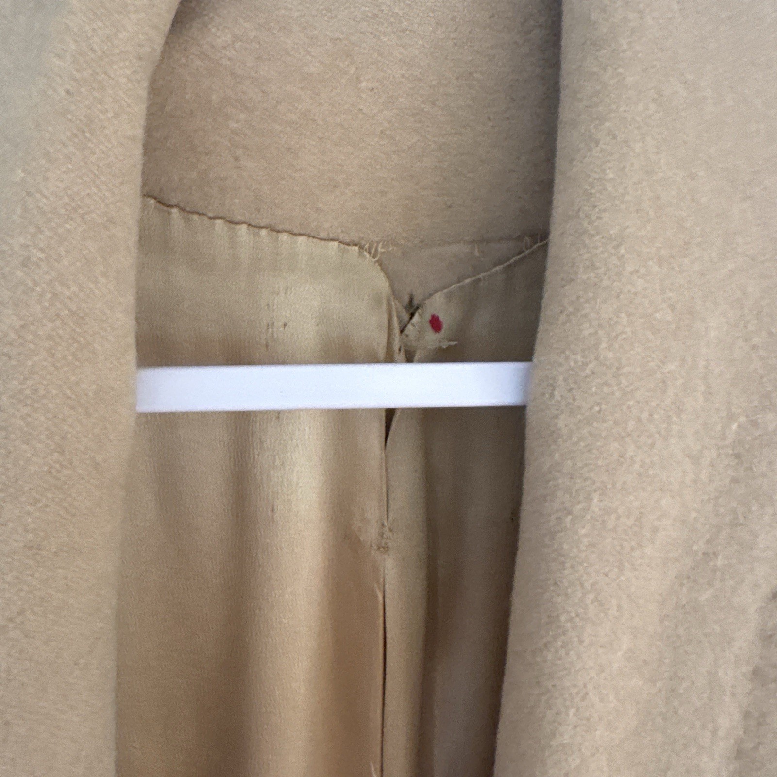 Einger 100% Cashmere with Silk lining Beige Women’s Vintage Coat Elegant Style