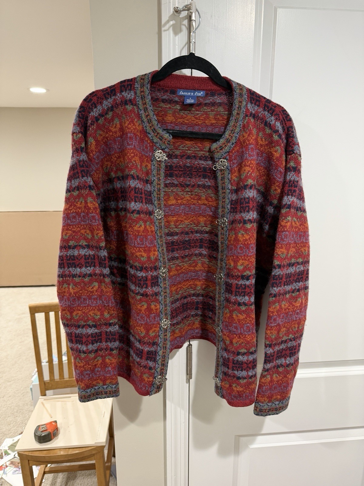 Vtg The Eagle’s Eye Multicolor 100% Wool hand-knit cardigan sweater Large