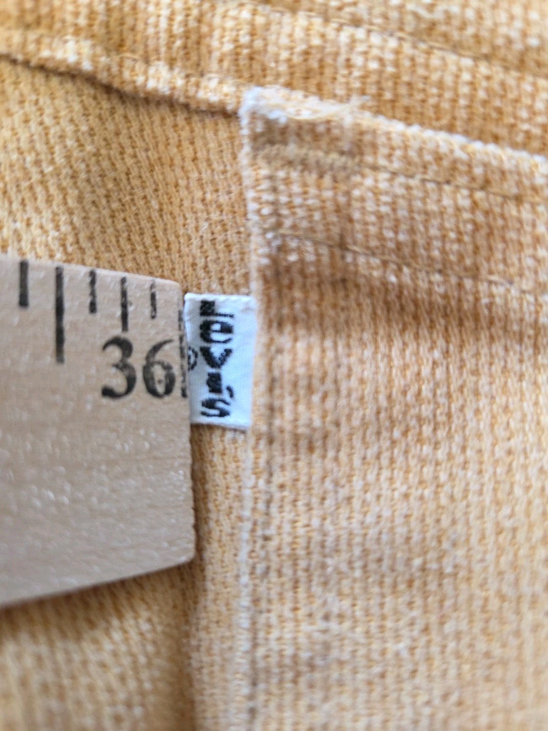 Vtg 1976 Levi’s 747 Student Bell Bottoms Tan Corduroy 24×29 EUC Talon 42 RARE