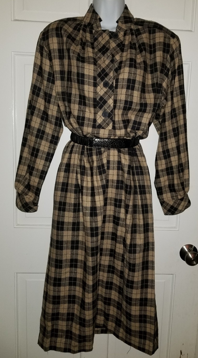 Tanner camel tan black check plaid wool long sleeve vintage dress. 12