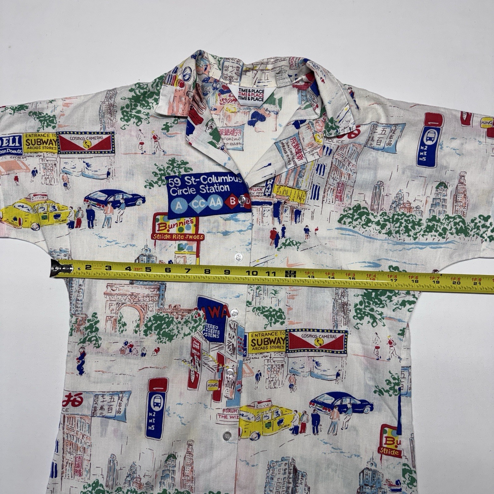 Vintage 70s 80s Women’s Camp Retro Shirt New York City NYC Broadway AOP Sz XS/S