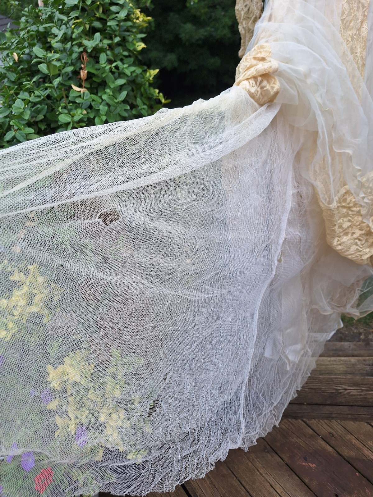 True VTG Mid-century 1950s Ivory Lace Tulle Satin Wedding Gown Dress 14 S/M MCM