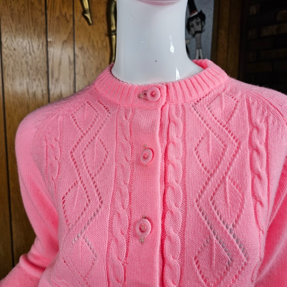 Vtg 60s Bubblegum Pink Grannycore Mod Pointelle Cable Knit Cardigan Sweater S/M