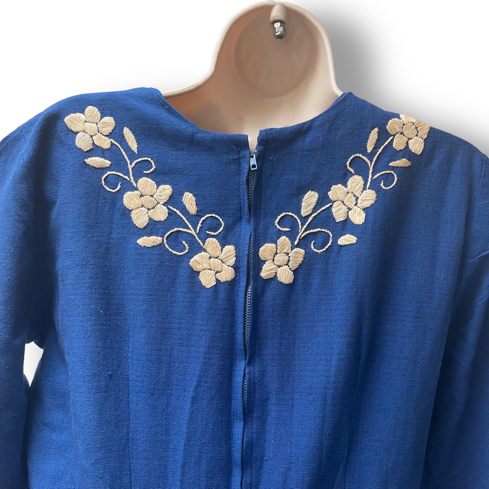 Blue Linen Embroidered Peasant Maxi Dress Sweeping Skirt Small Vintage 1960’s