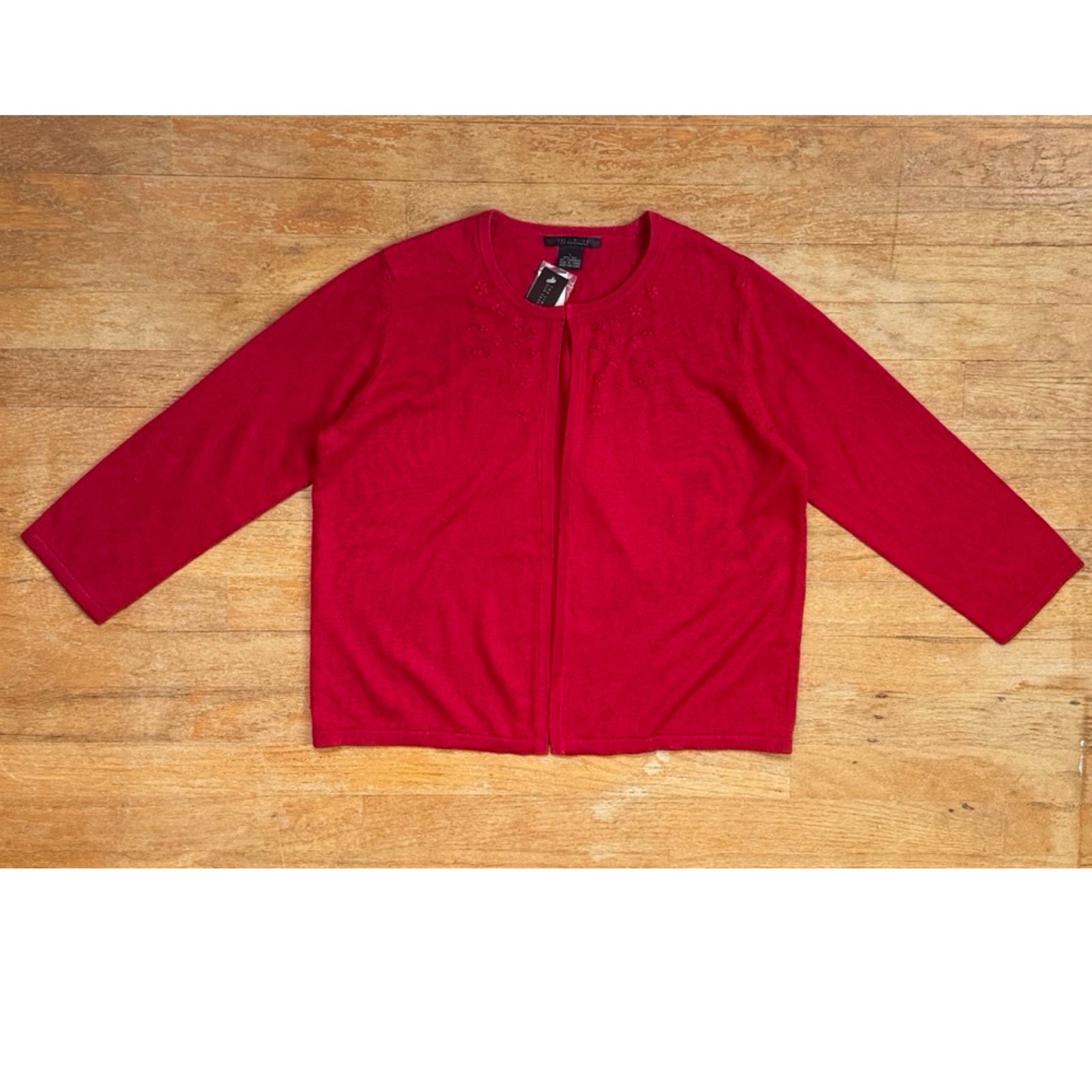 Vintage Red Silk/Cashmere Cardigan Sweater Size Medium 90s Floral Embroidered