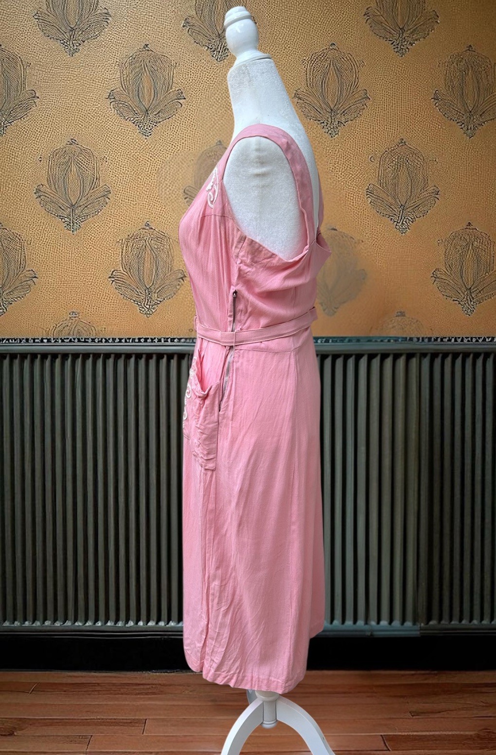 Vtg 1940s Pink Pinafore Dress Rayon Linen Novelty Soutache Pockets Metal Zip 32W