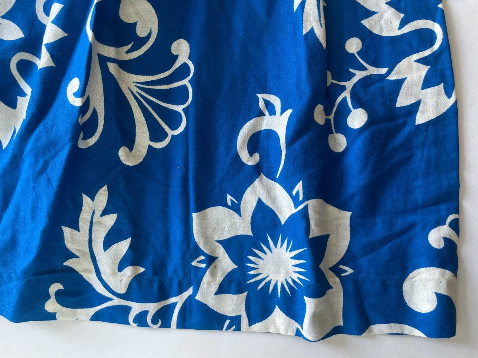 Vintage 1950s Waltah Clarke’s Hawaiian Blue Hibiscus Dress Bow Sm Md S/M