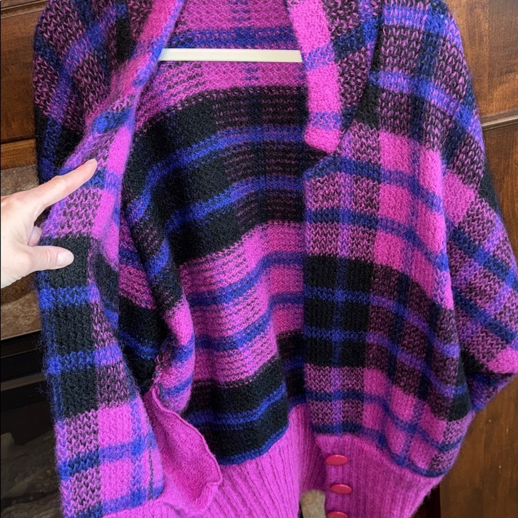 Vintage bold magenta plaid wool mohair blend plaid oversized sweater jacket S-L