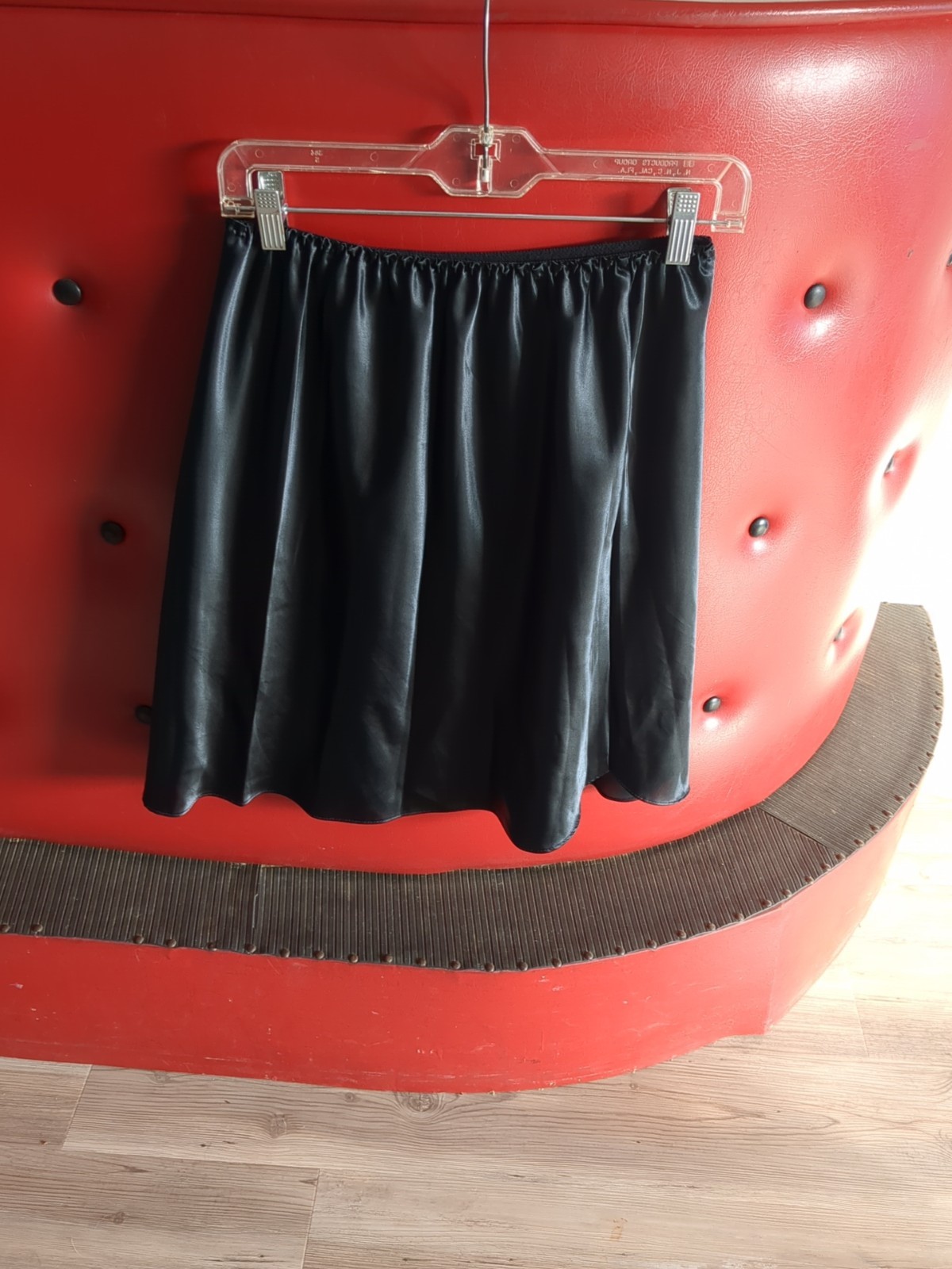 Vintage FARR WEST Satin Slippery XL USA MADE 100% Polyester Sexy Shiny #152 21