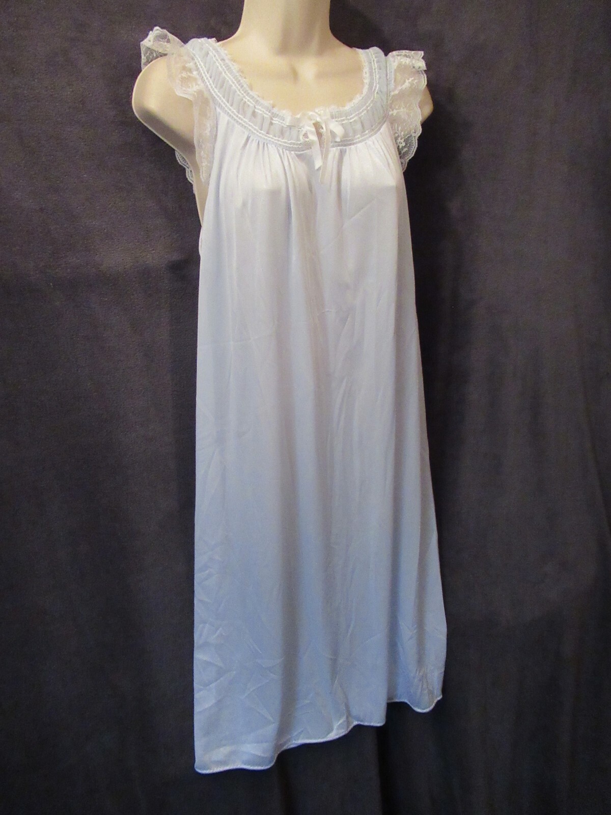 Vintage Spotlight Light Blue Nylon Shimmer Ruched Lace Trim Sleeveless Nighty L