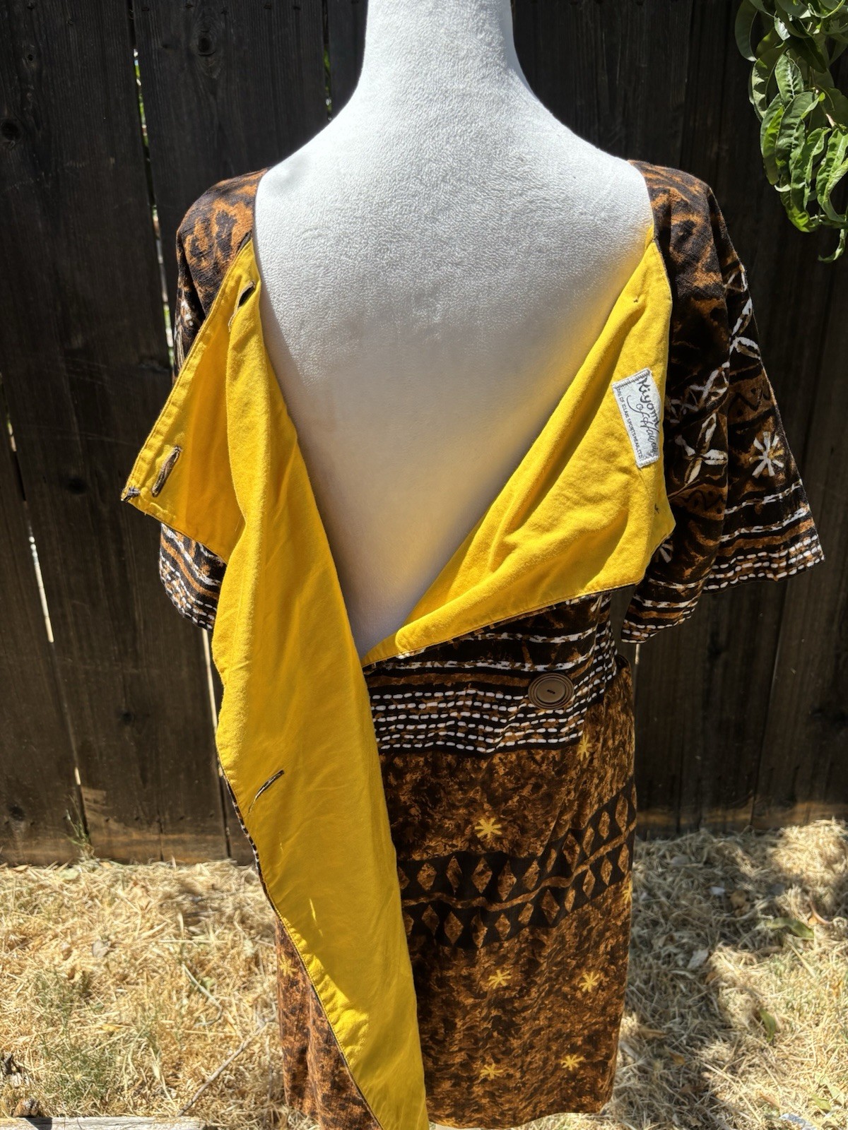 Vtg 50’s/60’s Hawaiian Kiyomi Barkcloth Midi Dress With Button Up Back