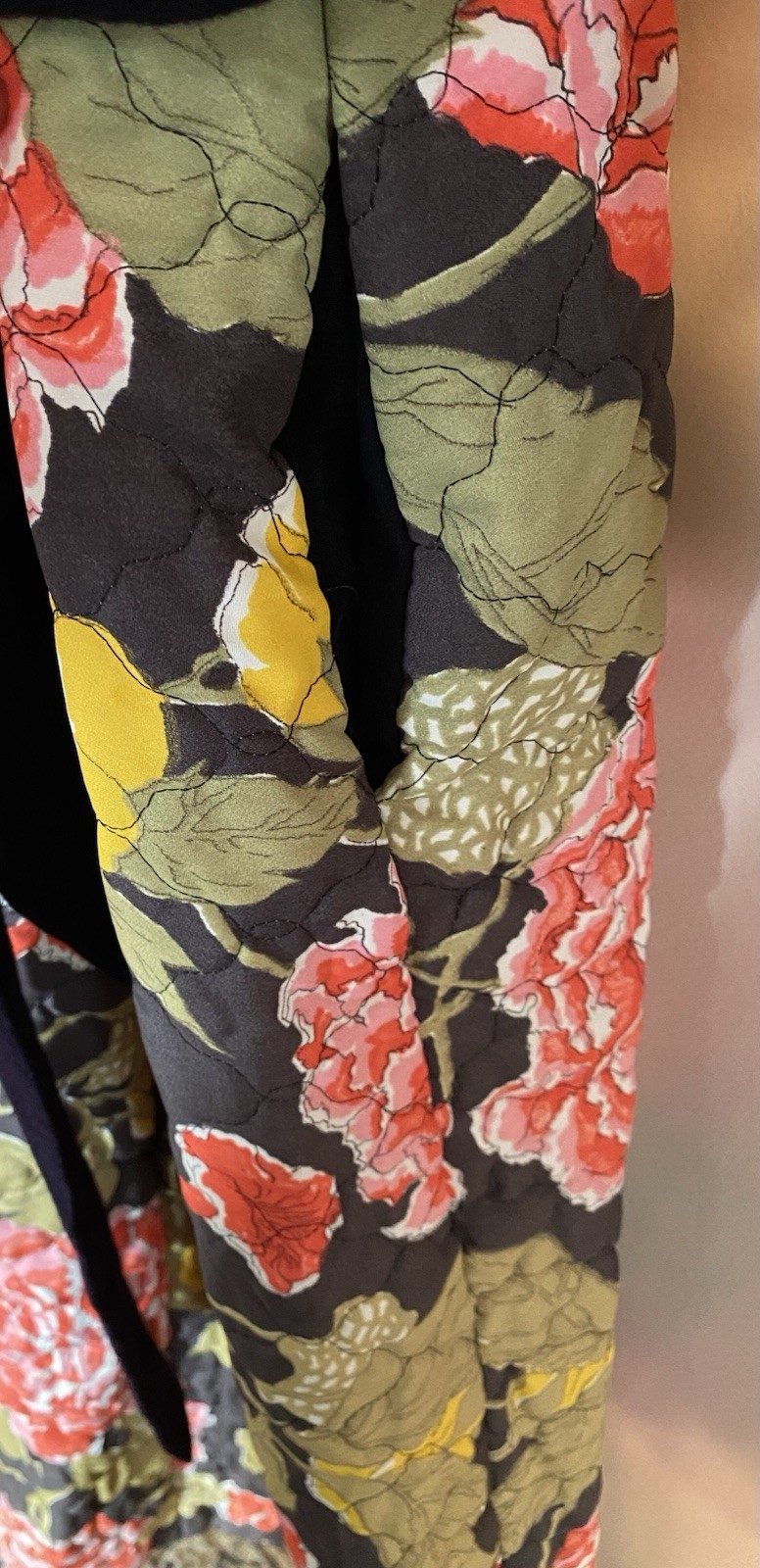 ⭐️Evelyn Pearson Vintage Size 10 Velour Quilted Floral Dress With Pockets⭐️