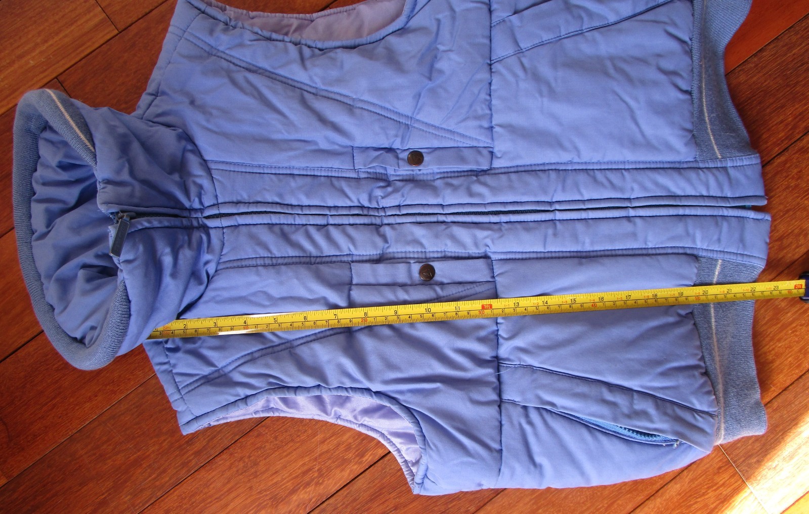 VINTAGE OBERMEYER WOMENS DOWN FILLED VEST, FABULOUS CONDITION! MULTI POCKETS
