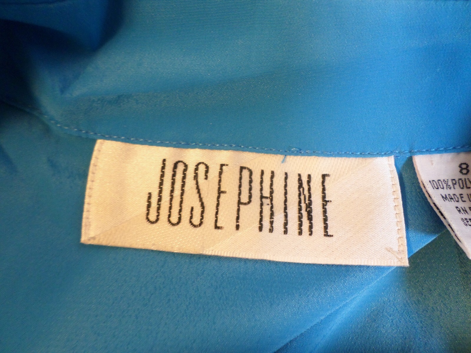 Vintage Josephine Woman’s Blue Short Sleeved Button Front Blouse-Size 8
