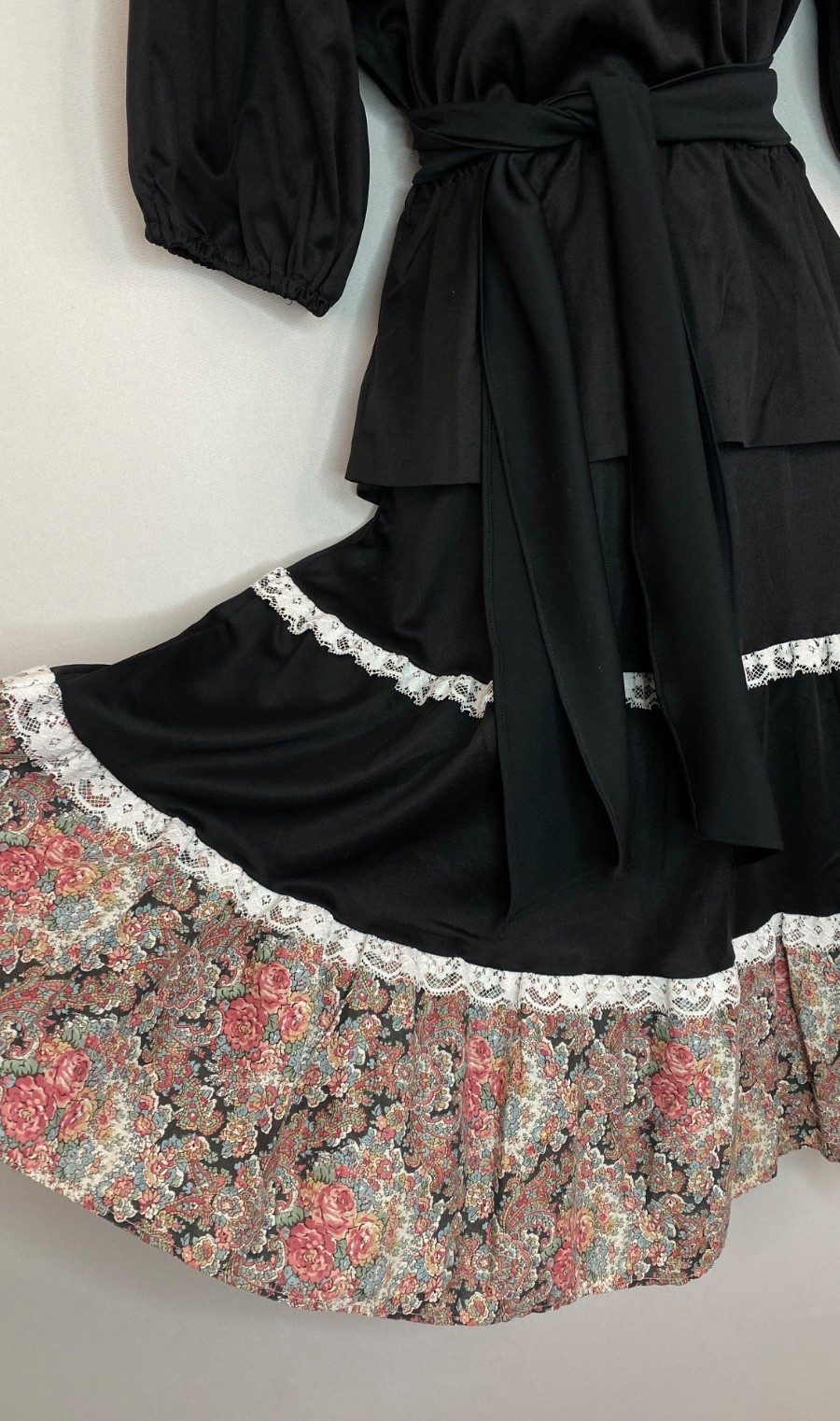 Vintage 1970s black tiered dress M 2 piece pink floral midi top shirt skirt set